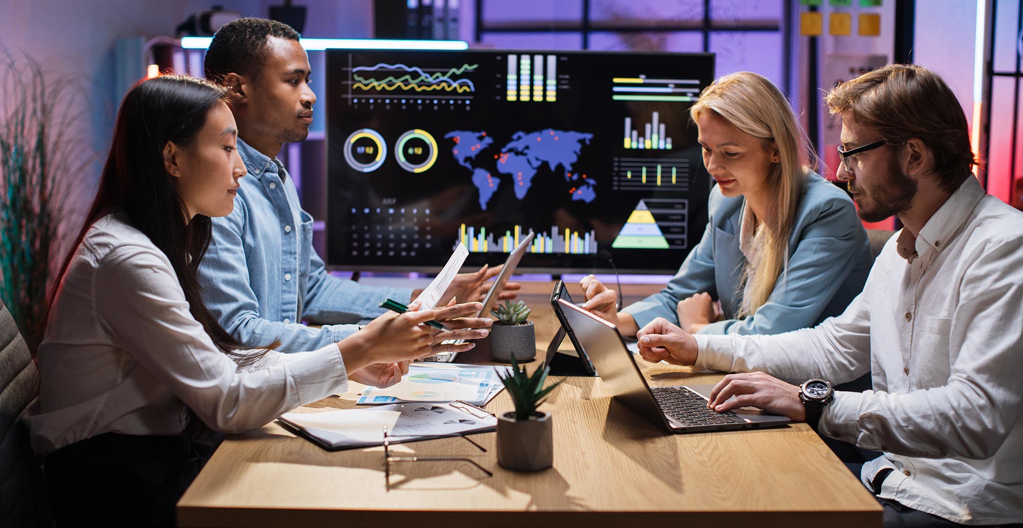 Cultivating a Risk-Aware Culture: Tackling the People Risk in ERM